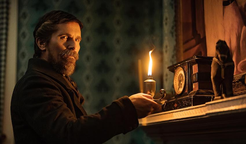 فیلم  The Pale Blue Eye 2022 ( چشم آبی روشن )